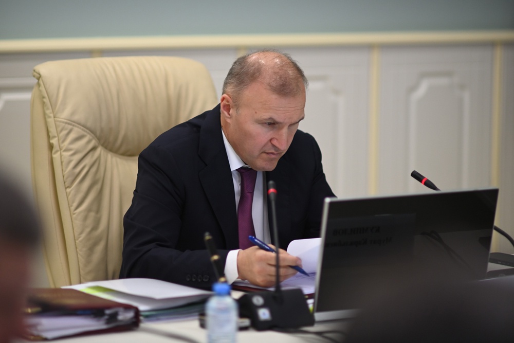 Глава Адыгеи поставил задачи по завершению уборки озимых зерновых