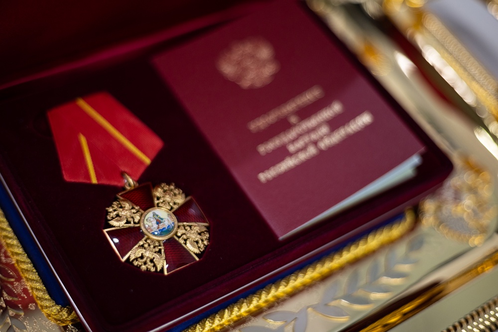 Семье Героя России Олега Цокова в Адыгее вручили орден Александра Невского