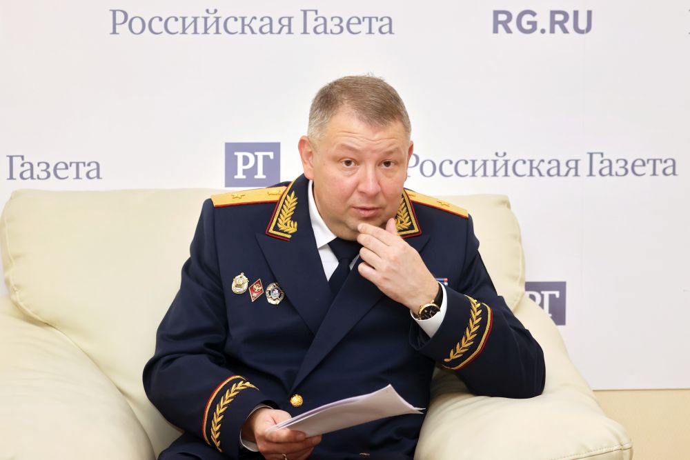 Новый глава ГСУ СК РФ по Петербургу - о мигрантах и работе с населением