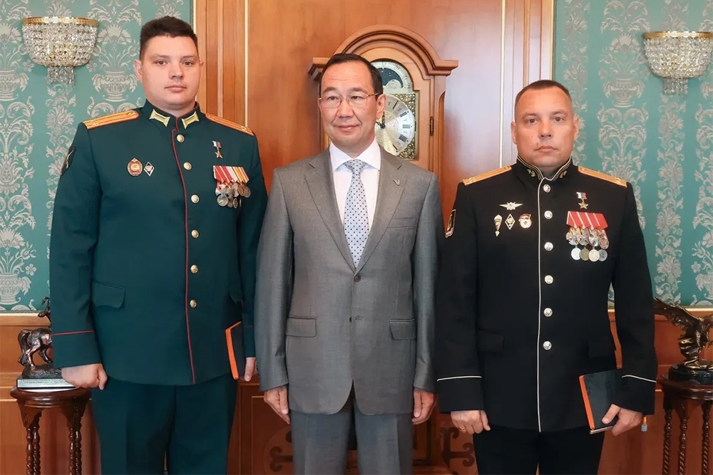Якутские участники программы "Время героев" получили наставления от Ил Дархана