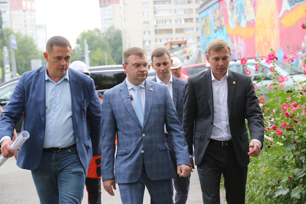 Глава Перми Эдуард Соснин проинспектировал объекты тепловой инфраструктуры в Ленинском районе