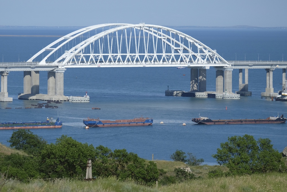 На Черноморском побережье Кубани объявили об угрозе атаки морских дронов