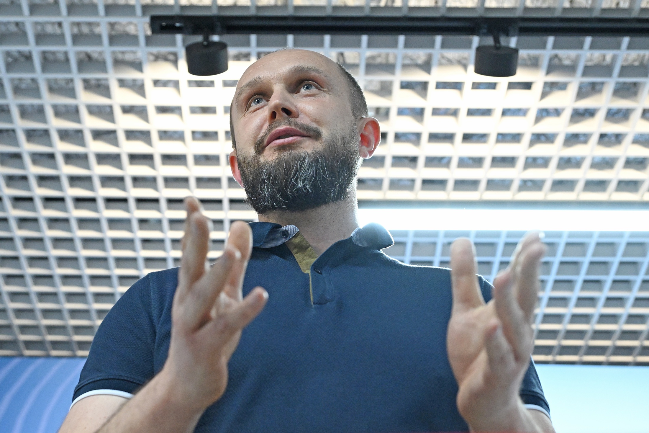 Главный тренер Шишин: Мир уплыл, но мы тоже движемся в правильном направлении