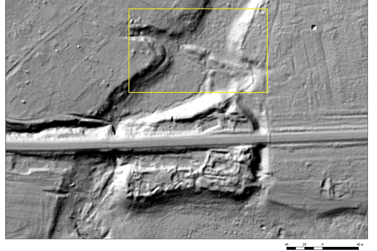 Дамба через реку Свинец в районе Гнездовского городища на LiDAR-съемке. Дамба через реку Свинец в районе Гнездовского городища на LiDAR-съемке.