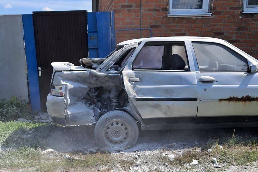 Два человека пострадали при ударе дрона по автомобилю в Шебекинском округе