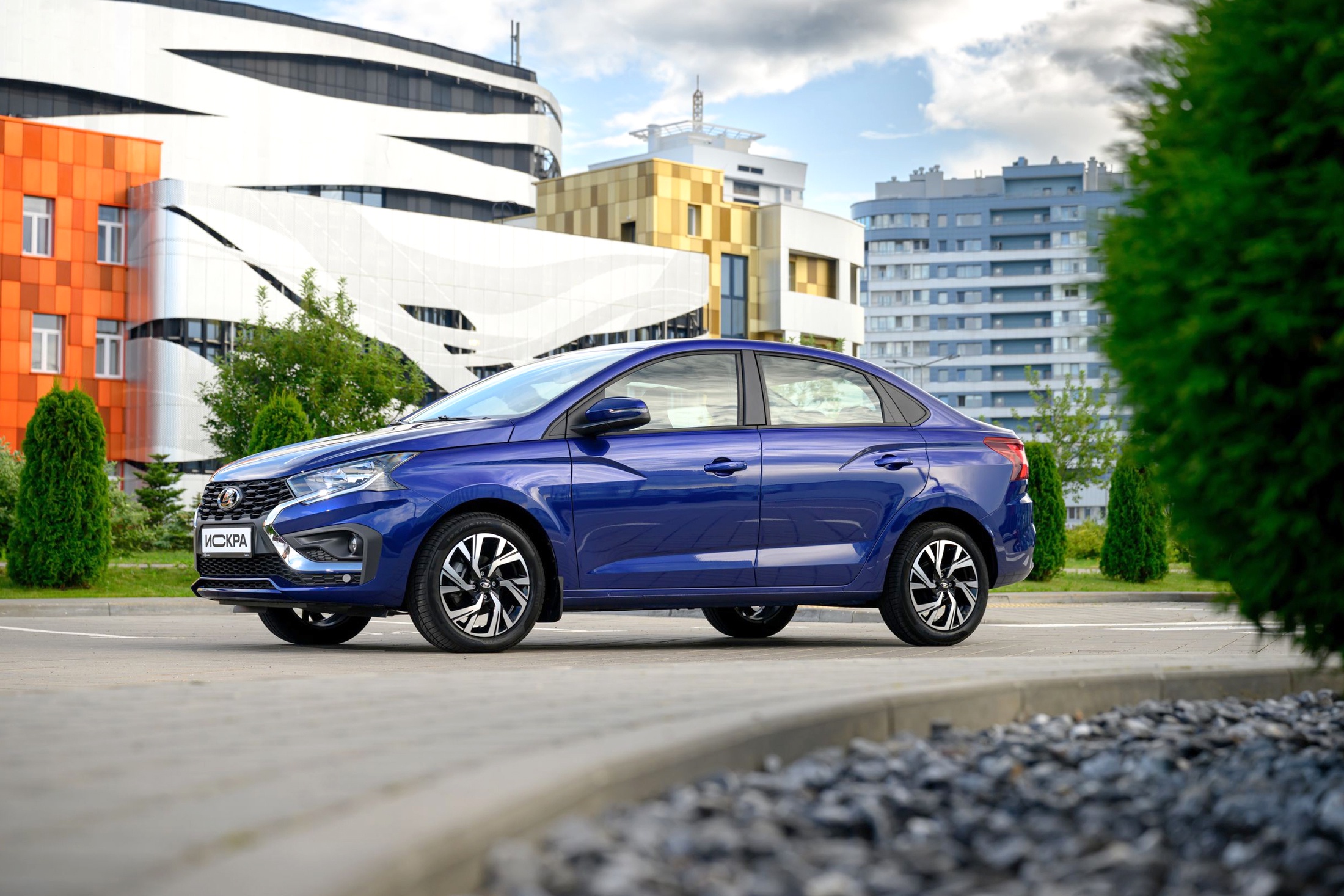 Стало известно, когда АвтоВАЗ начнет выпуск самых доступных Lada Iskra