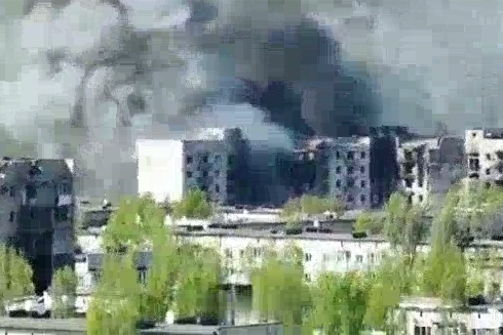 Дрон снял панорамное видео ожесточенных боев за Красноармейск