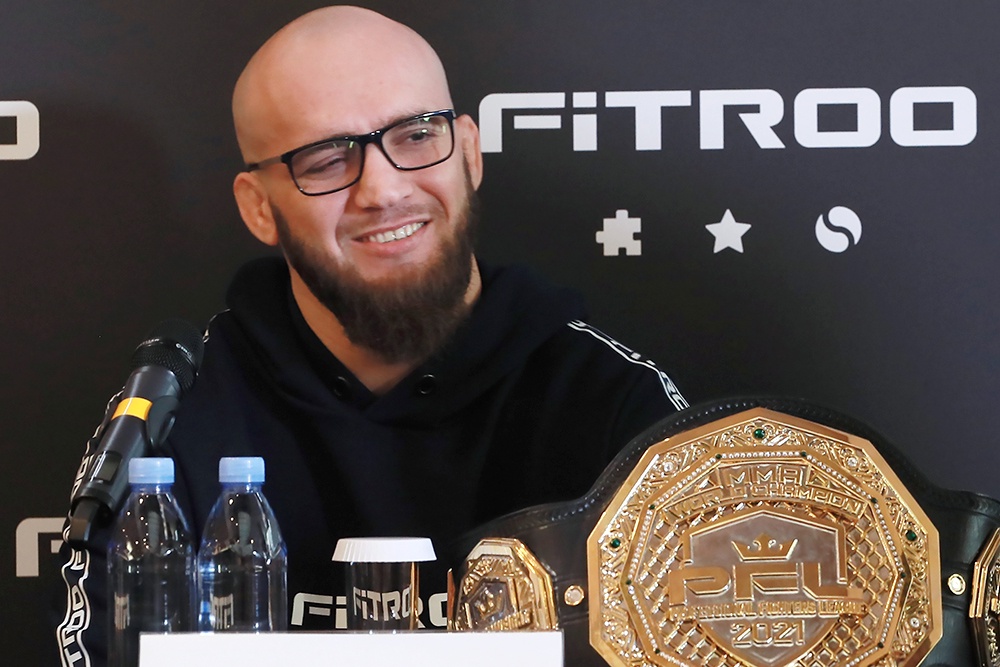 Российский боец выиграл Гран-при PFL и заработал $500 тыс.