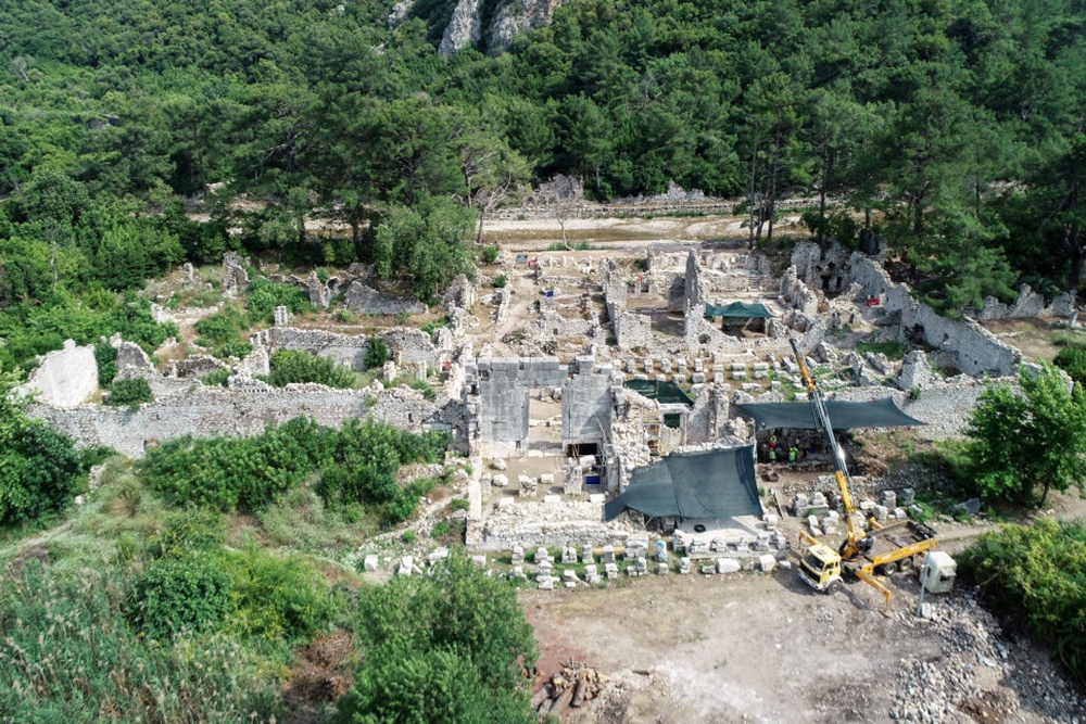 В Турции обнаружена 1600-летняя церковь с посланием к христианам