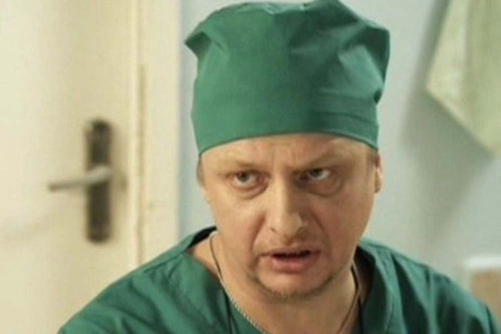 Коллега найденного мертвым актера Максима Глотова рассказала о нем