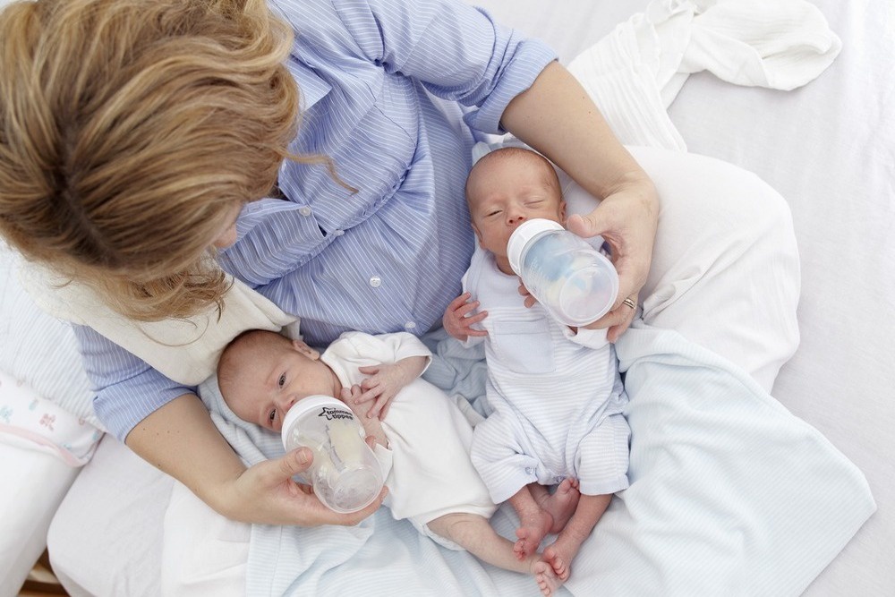 Пальмовое масло добавляют в детские молочные смеси.