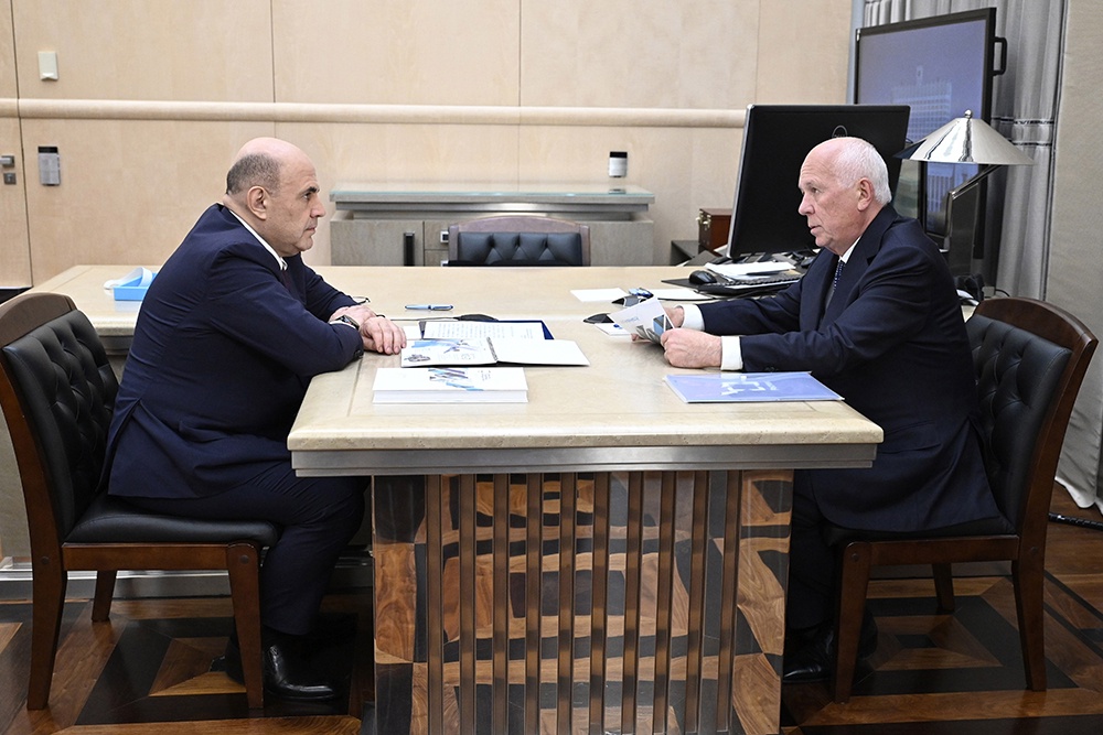 Мишустин поручил подготовить финансовую модель производства российских самолетов