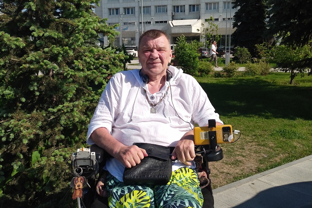 Инвалид-колясочник из Перми запустил телеграм-канал о родном городе