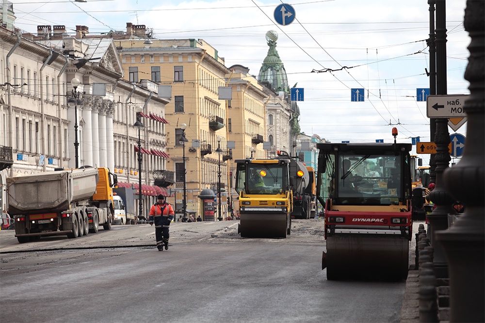 К началу учебного года все работы на главном проспекте Петербурга должны завершить.
