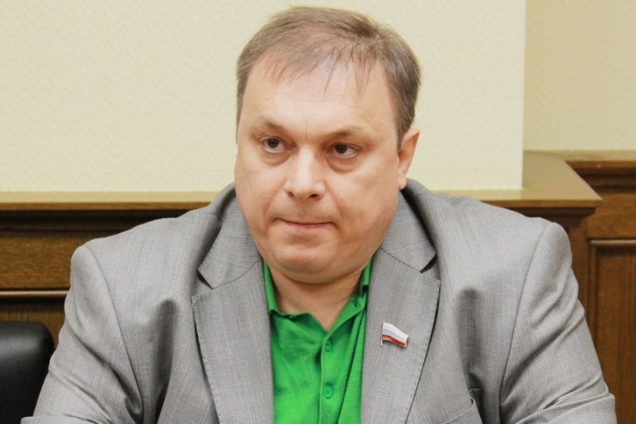 Продюсер Разин обещал представить доказательства прав на хиты "Ласкового мая"