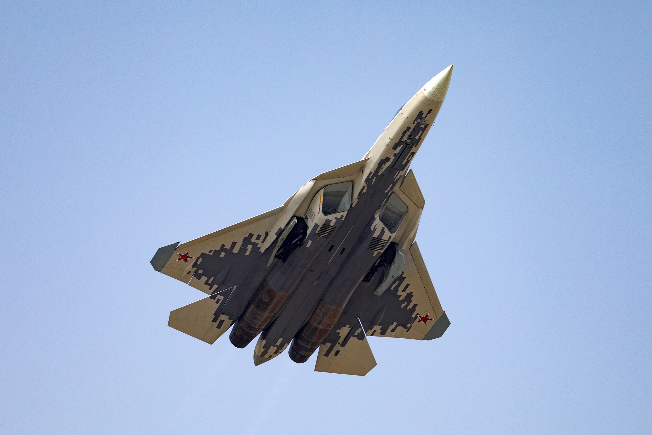 Interia: Российские Су-57 с новым оружием стали активнее использовать в зоне СВО