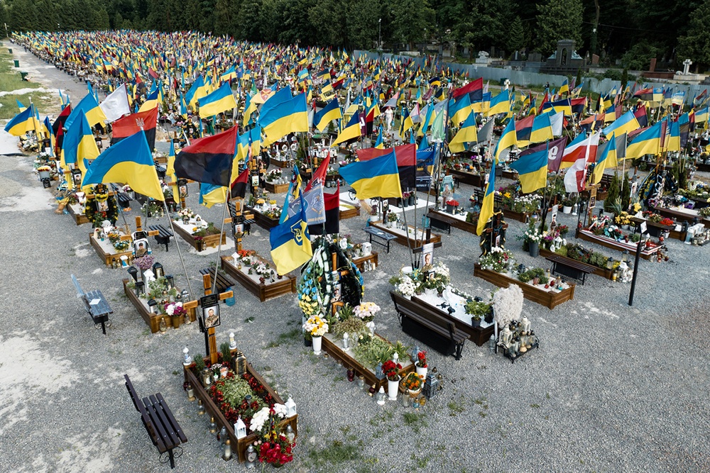 Британский журналист Торнтон: У Украины в среднем 1638 погибших каждый день