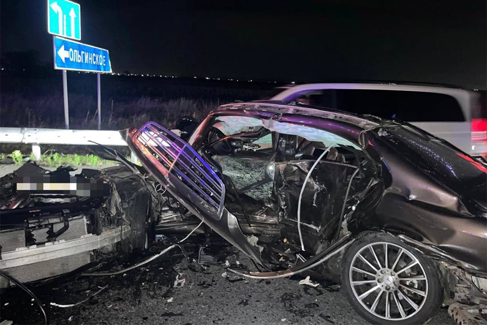 В Северной Осетии в ДТП с участием трех мерседесов погибли два человека