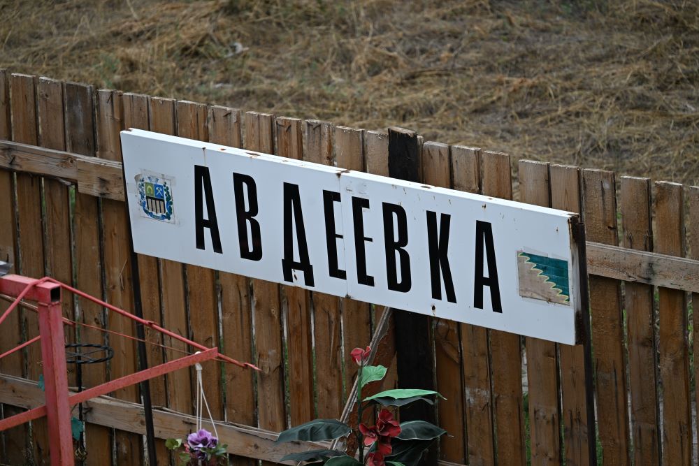 Югорчане продолжат и дальше помогать восстанавливать Авдеевку в ДНР