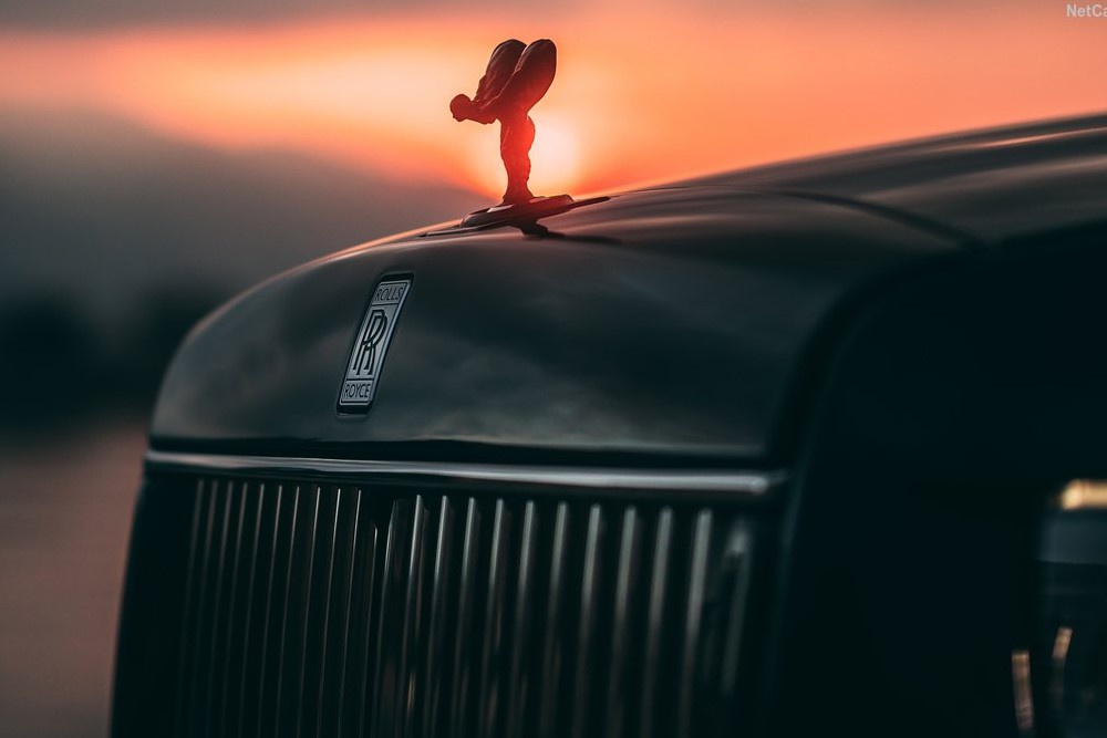 Bentley наступает на пятки Rolls-Royce — и это не где-нибудь, а в России. Продажи санкционных люксовых машин взлетели на 60%