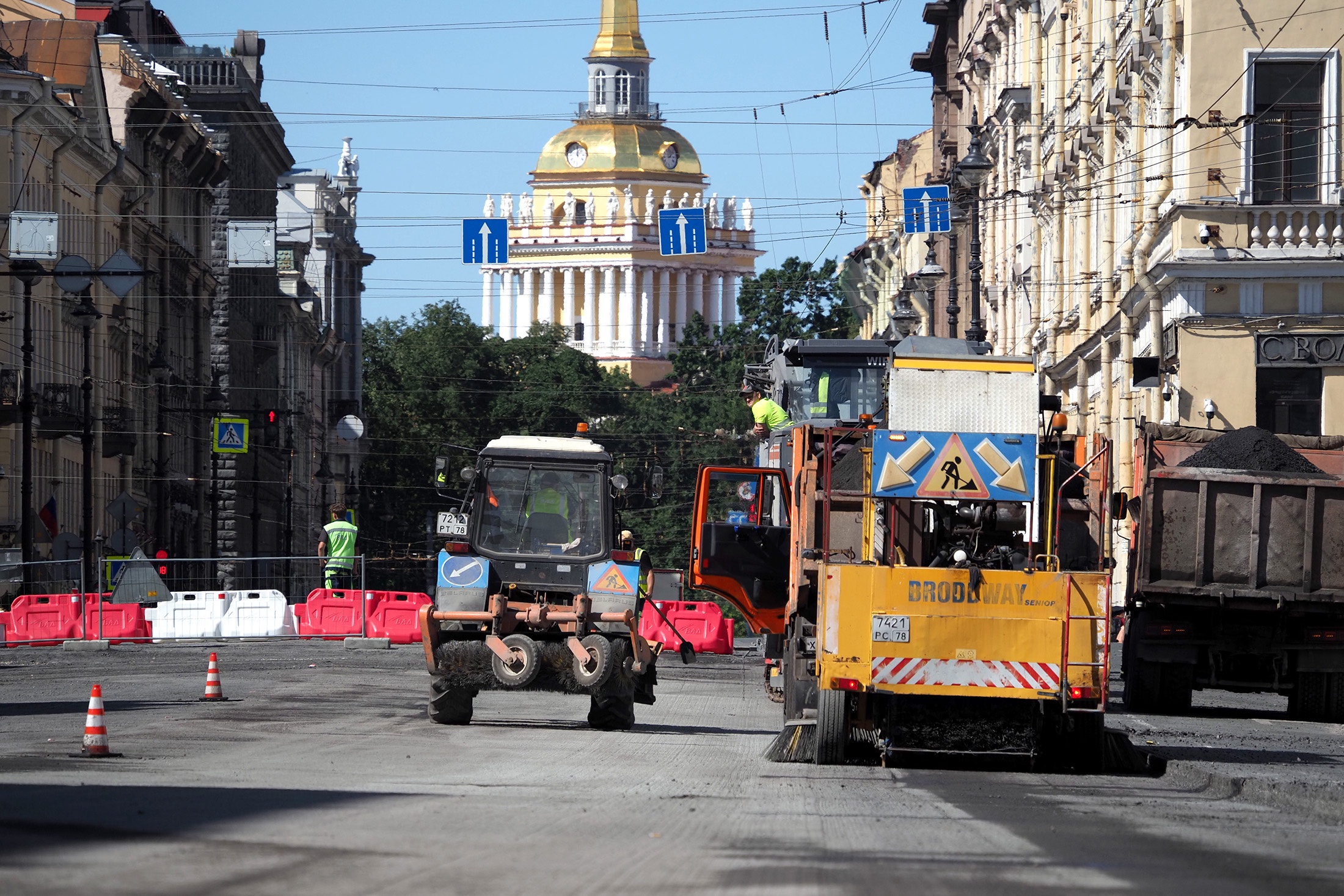 Невский проспект в Петербурге закрыли на ремонт на две недели