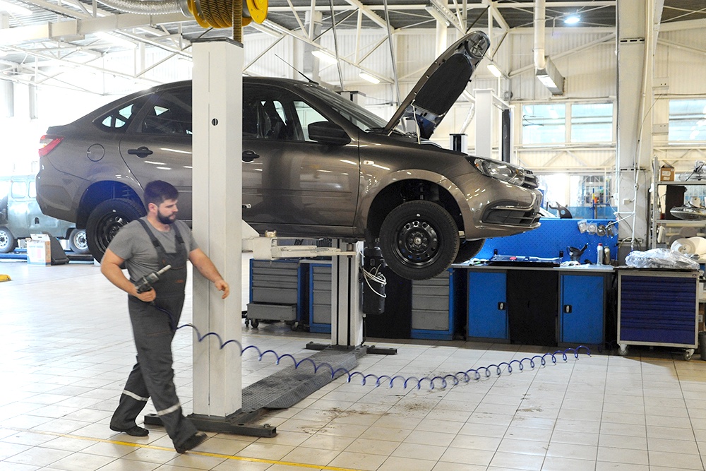 Россияне начали чаще чинить самые популярные подержанные автомобили