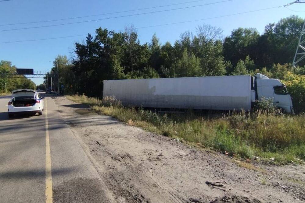В ДТП под Воронежем погибли три человека