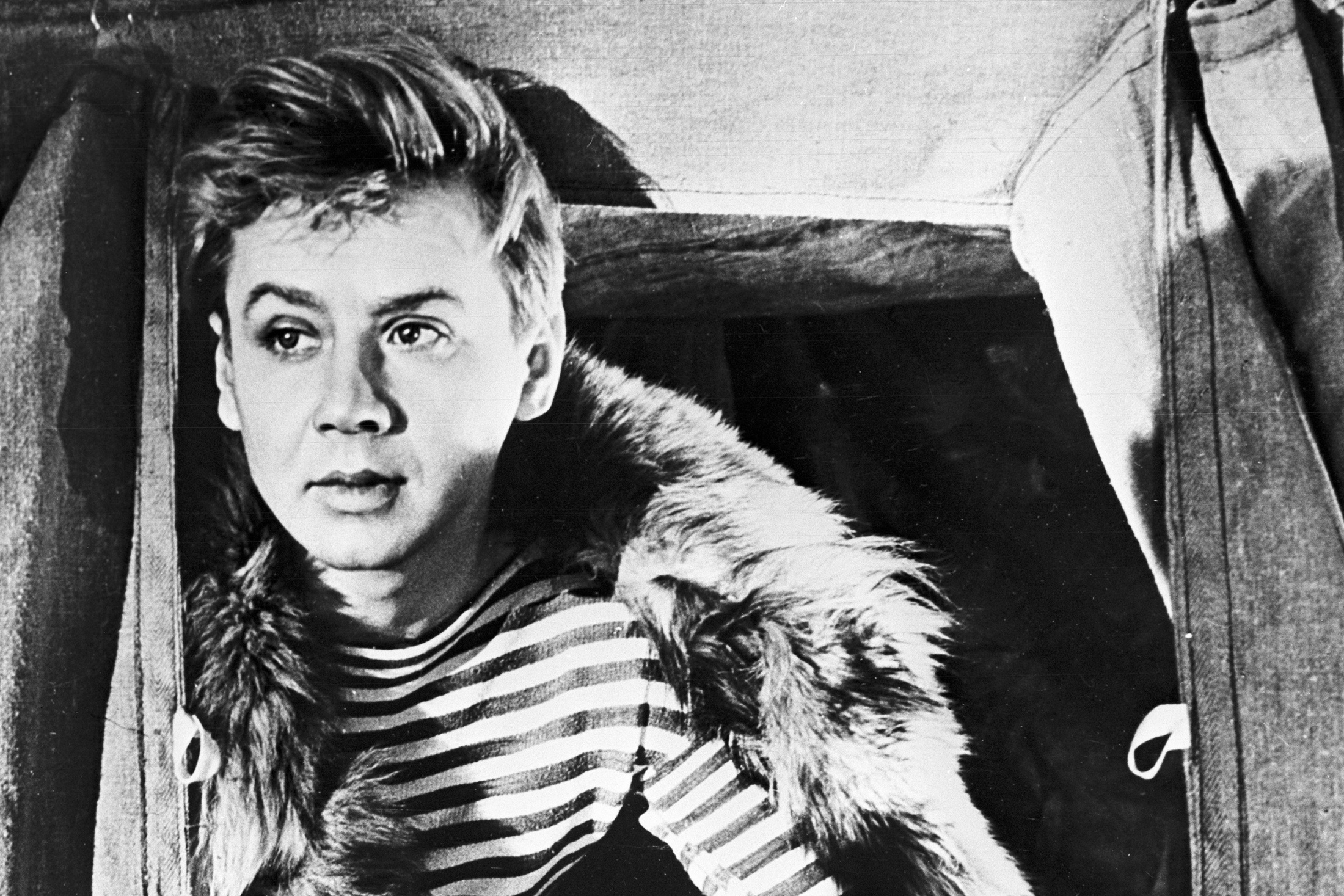 Олег Табаков в роли Николая Бабушкина в фильме "Молодо - зелено".