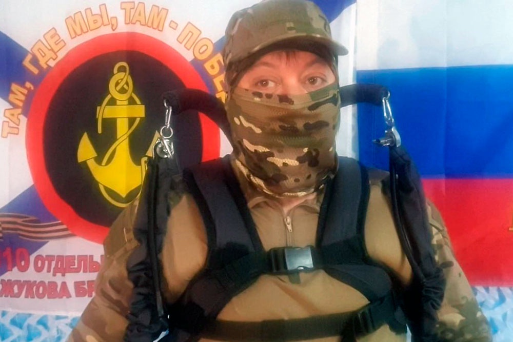 В детстве Профессор мечтал стать гардемарином. Он им, по сути, и стал, попав в морскую пехоту.