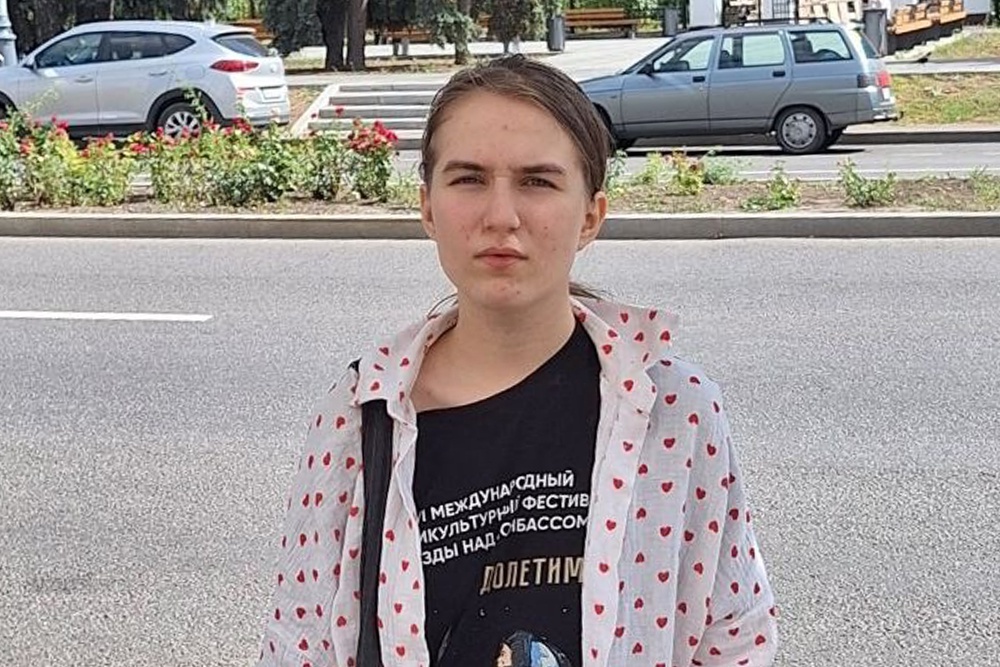 За видеообращение к ООН о праве детей Донбасса на мирную жизнь сайт "Миротворец" занес Фаину в свою базу.