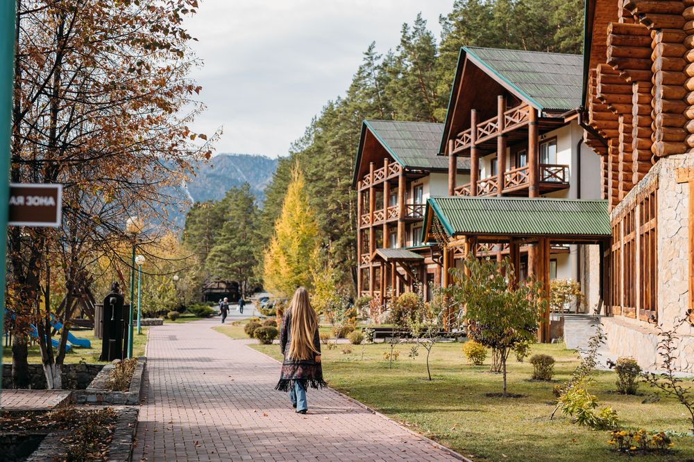 Осенний Алтай - настоящая панацея для уставшего от городского ритма человека.