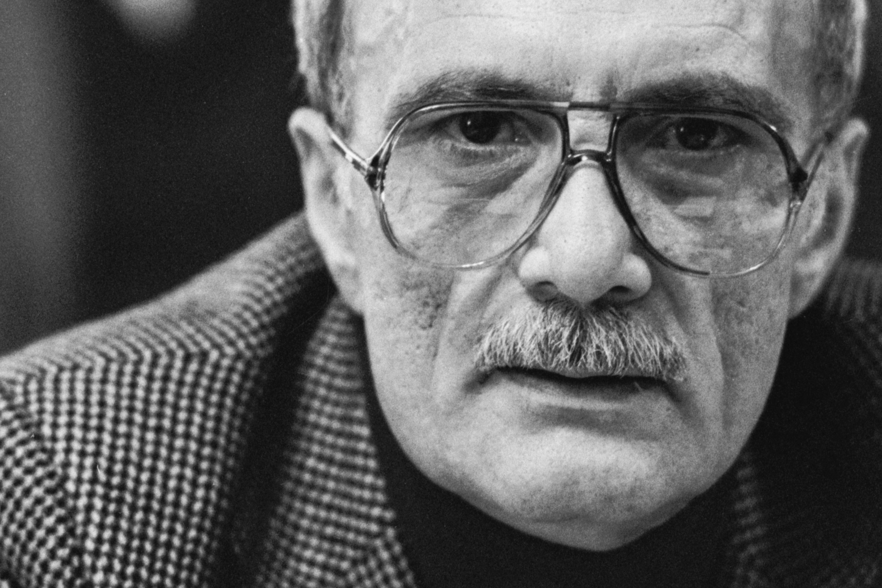 Народный артист РСФСР, лауреат Государственной премии СССР и Государственной премии РСФСР им. братьев Васильевых, сценарист и кинорежиссер Георгий Николаевич Данелия. 1988