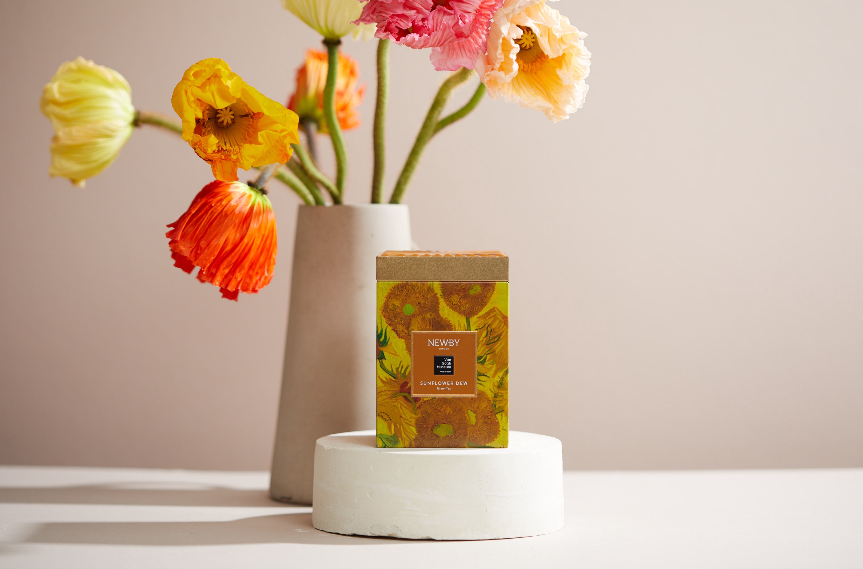 Зелёный чай "Роса подсолнуха" из коллекции "Ван Гог" компании Newby.