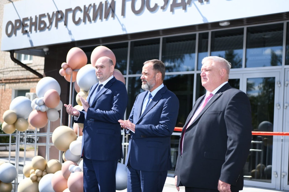 Обновленный корпус станет базой практической переподготовки медработников Оренбуржья и других регионов. Обновленный корпус станет базой практической переподготовки медработников Оренбуржья и других регионов.