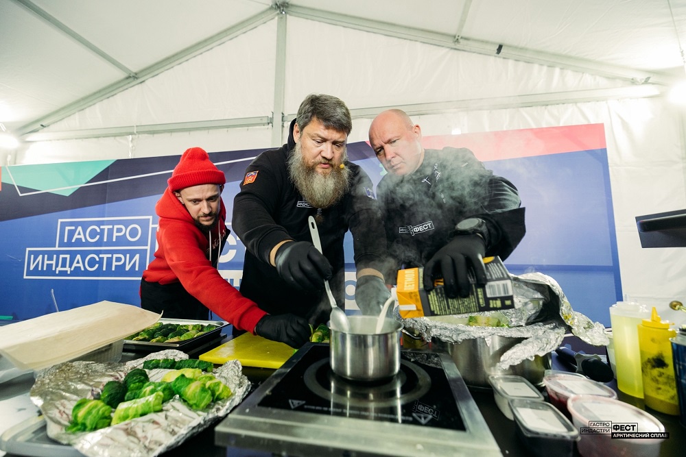 На фестивале все желающие могли отведать самые разнообразные северные блюда в современной интерпретации