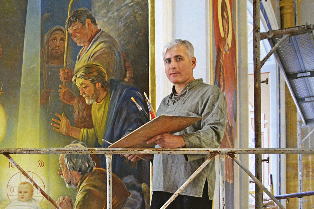 Василий Нестеренко за работой.