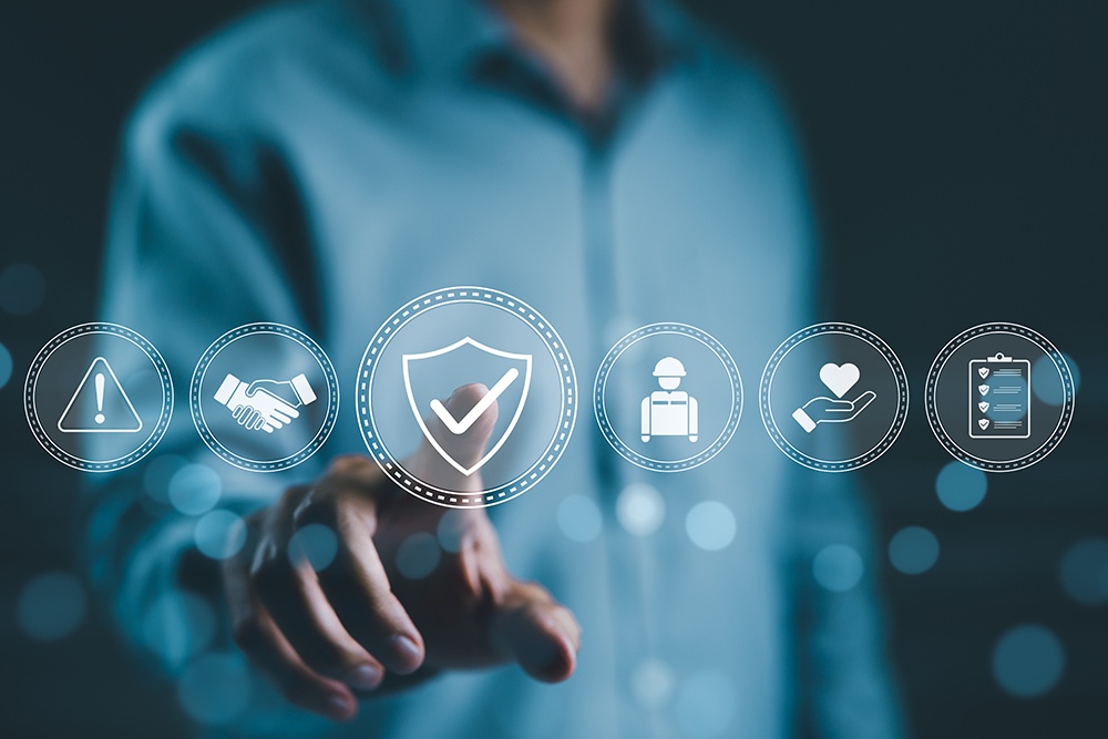 Новый сервис защиты от мошенников рассчитан в первую очередь на пенсионеров, которым готовы помогать близкие.