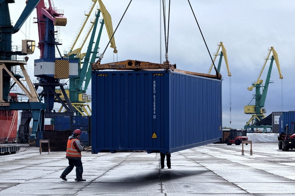 В номенклатуре регионального экспорта в страны-импортеры основная доля приходится на продукцию лесопромышленных и целлюлозно-бумажных предприятий.
