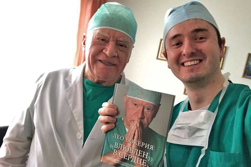 Лео Бокерия и Заурбек Козырев - теперь уже не только врач и пациент, но и коллеги.