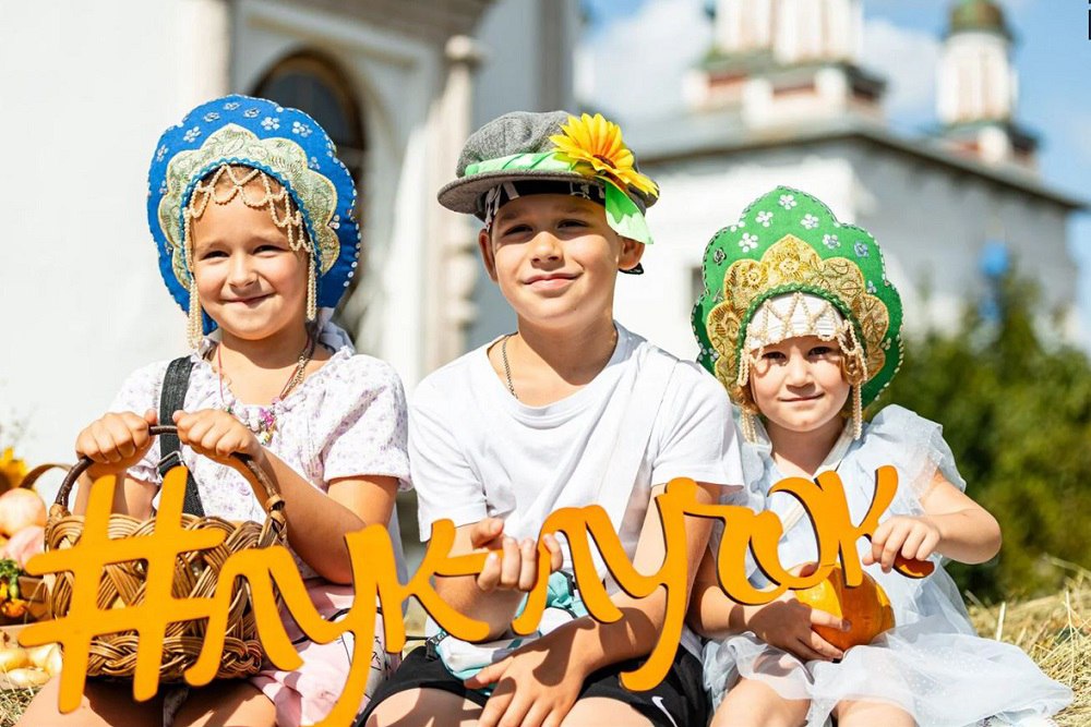 На фестивале "Лук Лучок" каждый нашел себе занятие по вкусу.