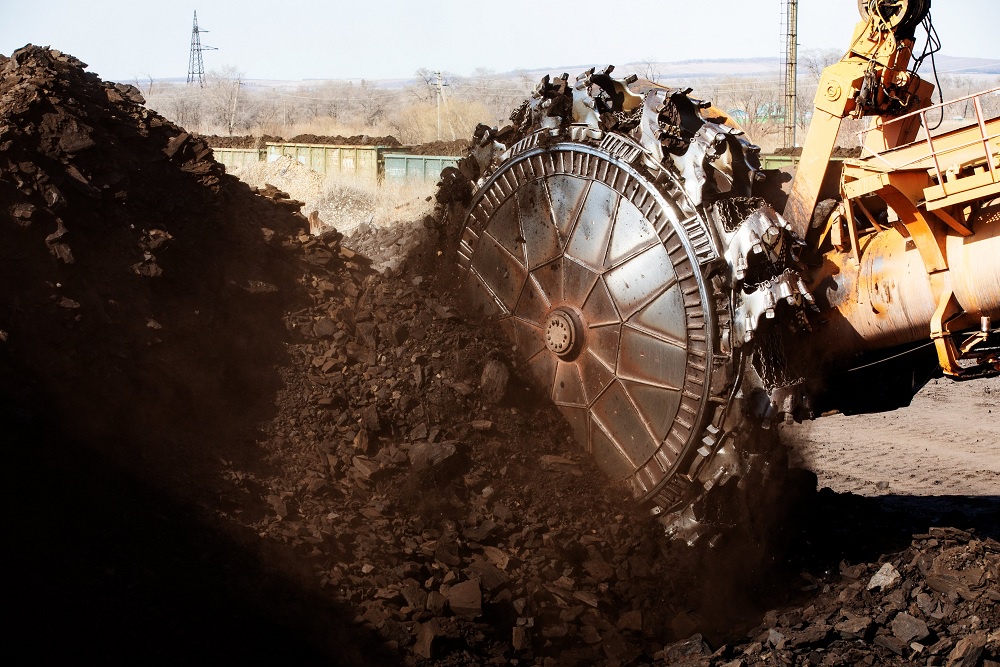 "Приморскуголь" уверенно выполняет производственные планы.