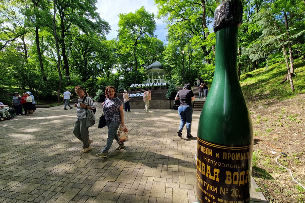 В свое время производителям столовой воды горы на этикетке были не нужны