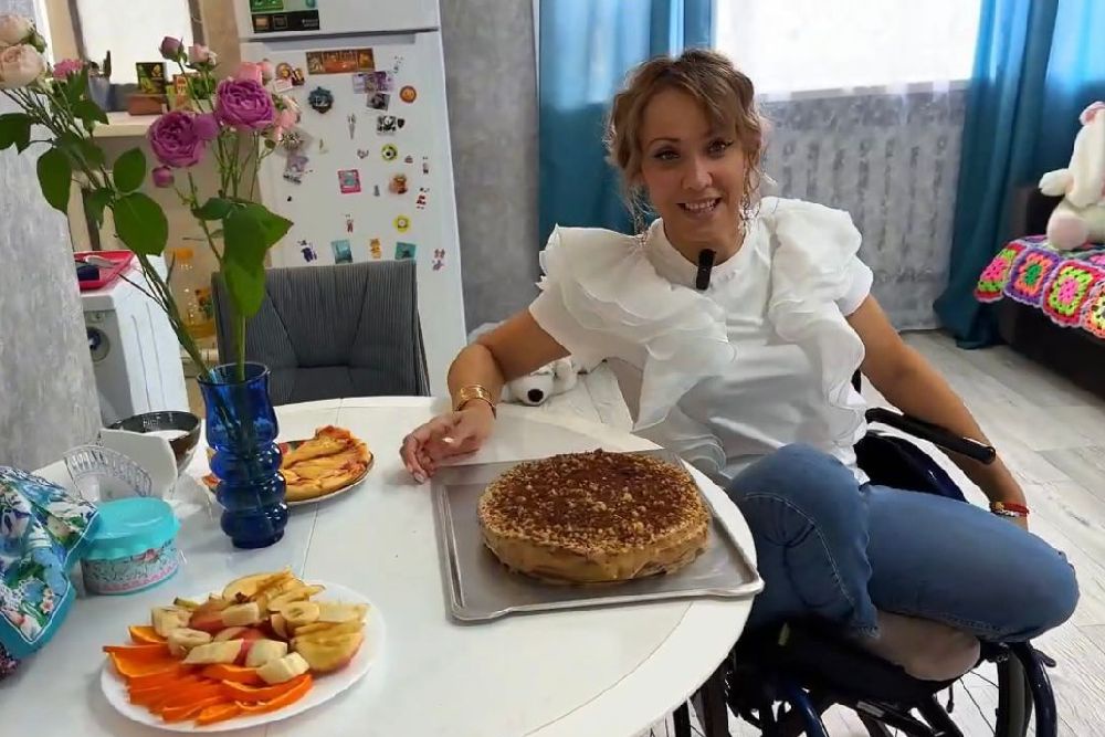 Жители Башкирии купили квартиру для поэтессы-колясочницы
