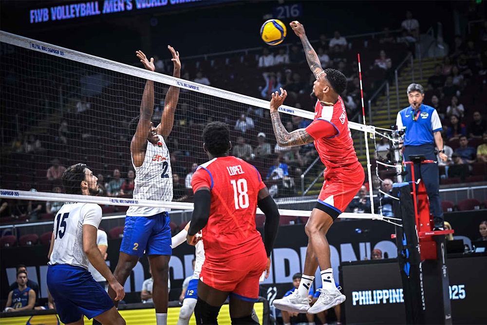 В российских клубах кубинских игроков особенно ценят за их природную феноменальную прыгучесть.