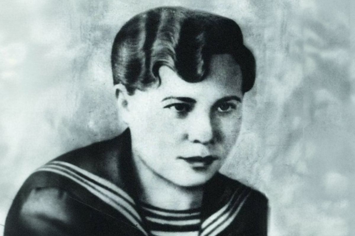 Мария Цуканова.