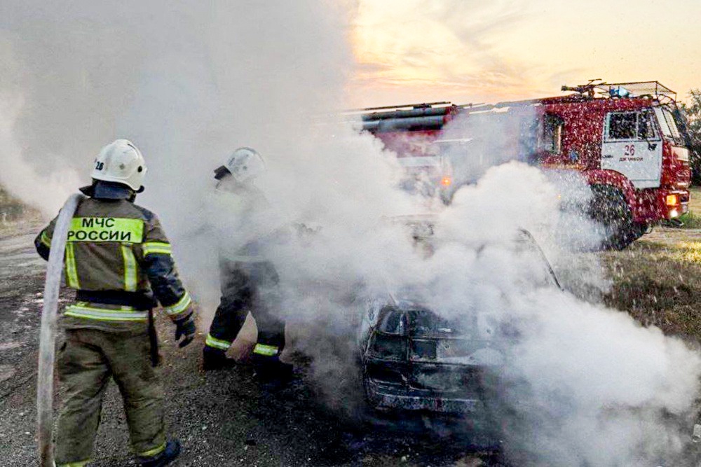 За неделю в Крыму произошло 77 случаев возгорания сухой растительности. Изменить ситуацию могли бы дожди.