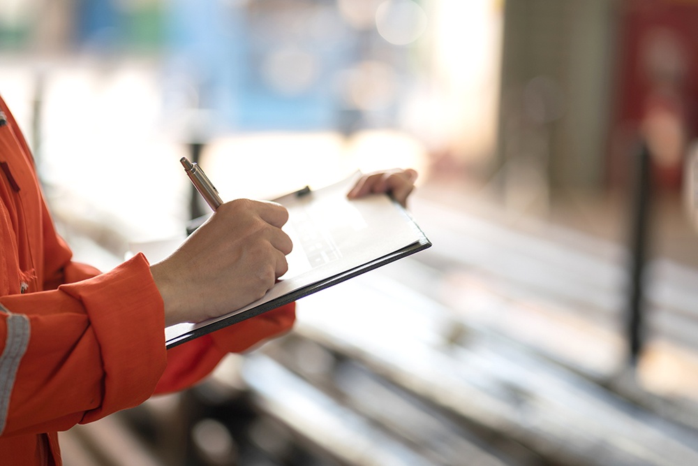 Составить отчет инспектор может только после доскональной проверки предприятия.