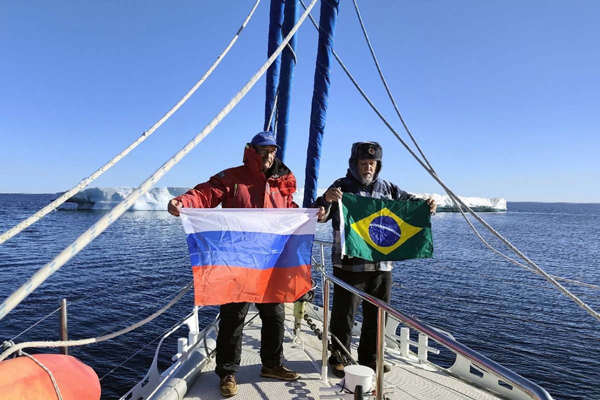 Северный морской путь оказался к "Братству" благосклонен.