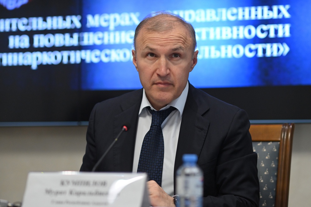 Мурат Кумпилов провел заседание антинаркотической комиссии в Республике Адыгея