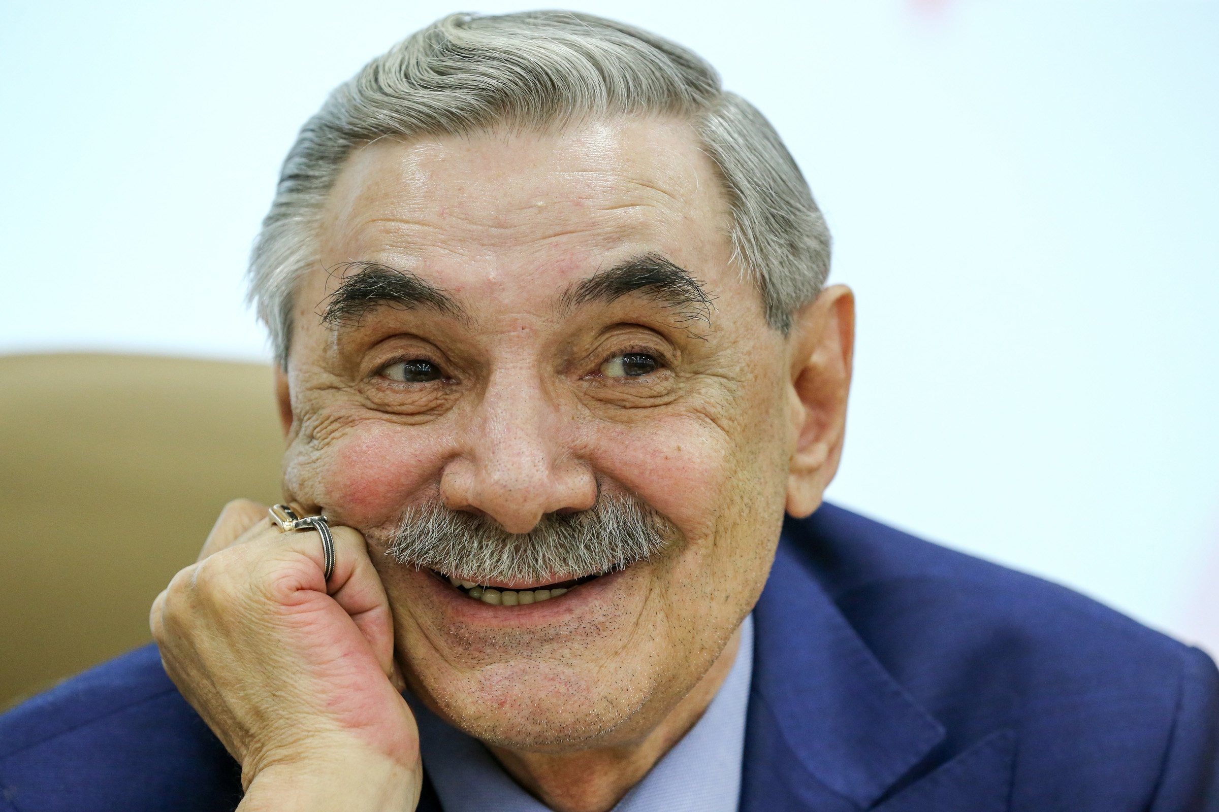 Актер Александр Панкратов-Черный на ежегодной образовательной акции "Тотальный диктант - 2018" в "Рельеф-центре" в городе Рыбное. 2018 год.